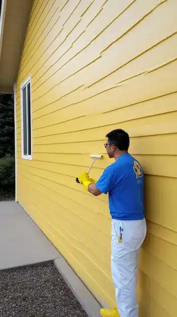 Exterior house painting on a weatherboard home in Melbourne